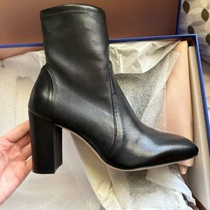 *NEW* STILL IN BOX. STUART WEITZMAN CARESSA 80 BOOT SIZE 9